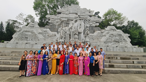 Cựu sinh viên 3K khoa Kinh tế nông nghiệp, Trường Đại học Nông nghiệp 3 (nay là Đại học Nông Lâm Thái Nguyên) gặp mặt kỷ niệm 40 năm ngày ra trường