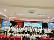 Khoa Kinh tế và Phát triển nông thôn tổ chức hoạt động thường niên trao áo đồng phục cho tân sinh viên khóa 57