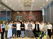 Sinh viên Khoa Kinh tế và Phát triển nông thôn trải nghiệm thực tế tại Công ty TNHH Thái Nguyên Xanh